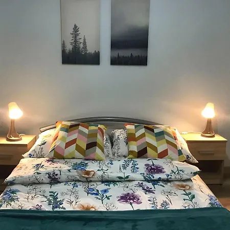 Lägenhet W Alei Fontann. *